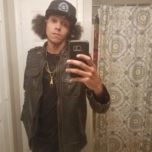 Meet your Posher, Noah